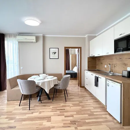 синева дел сол Апартхотел