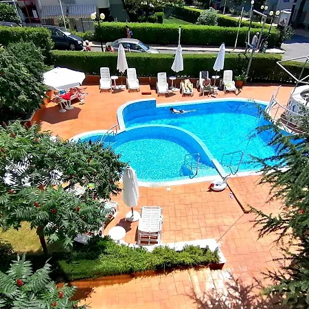 Apartmanhotel Sineva Del Sol